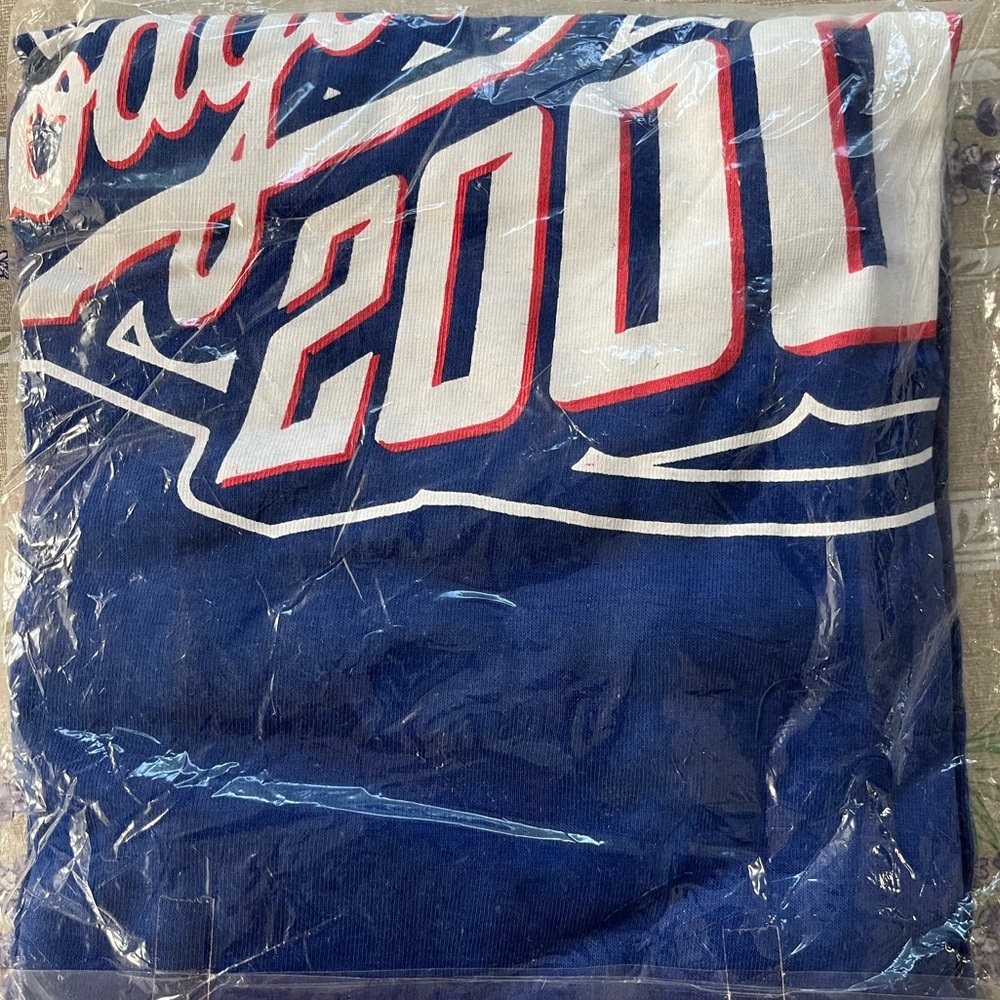 NEW Dodgers 2000 T-shirt